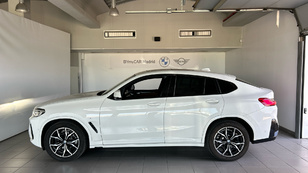 Fotos de BMW X4 xDrive20d color Blanco. Año 2024. 140KW(190CV). Diésel. En concesionario BYmyCAR Madrid - Alcalá de Madrid