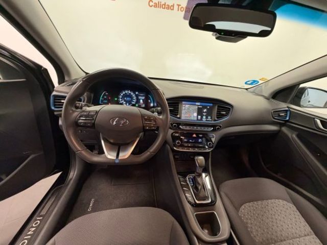 Hyundai Ioniq 1.6 GDI PHEV Tecno DCT 104 kW (141 CV)