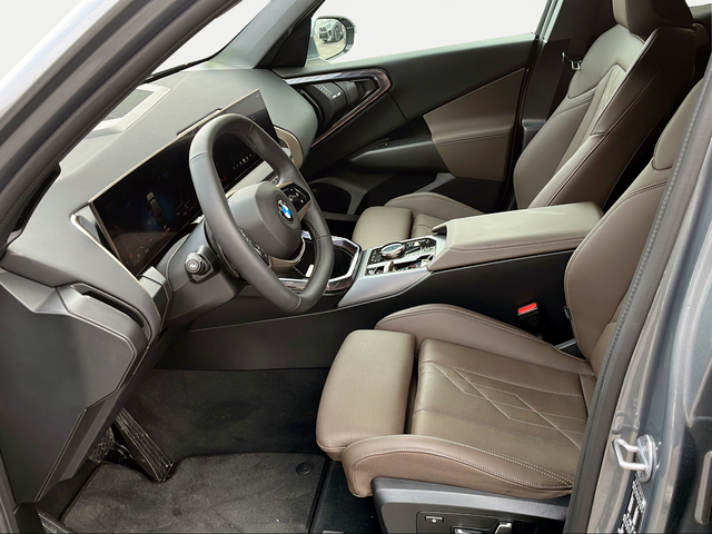 BMW X3 xDrive20d color Gris. Año 2024. 145KW(197CV). Diésel. En concesionario Ilbira Motor | Granada de Granada