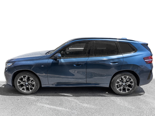 Fotos de BMW X3 xDrive20d color Azul. Año 2024. 145KW(197CV). Diésel. En concesionario Caetano Cuzco, Alcalá de Madrid