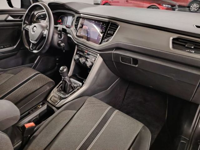 Volkswagen T-Roc Advance 1.0 TSI 81 kW (110 CV)