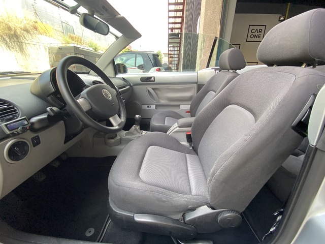 Volkswagen Beetle Cabrio 1.6 75 kW (102 CV)
