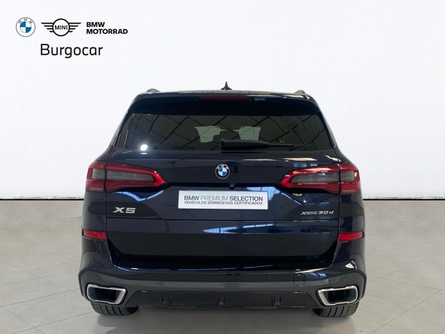 BMW X5 xDrive30d color Negro. Año 2019. 195KW(265CV). Diésel. En concesionario Burgocar (Bmw y Mini) de Burgos