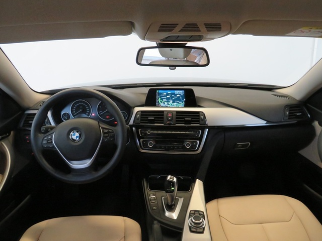 BMW Serie 4 420d Gran Coupe color Gris. Año 2016. 140KW(190CV). Diésel. En concesionario Lugauto S.A. de Lugo