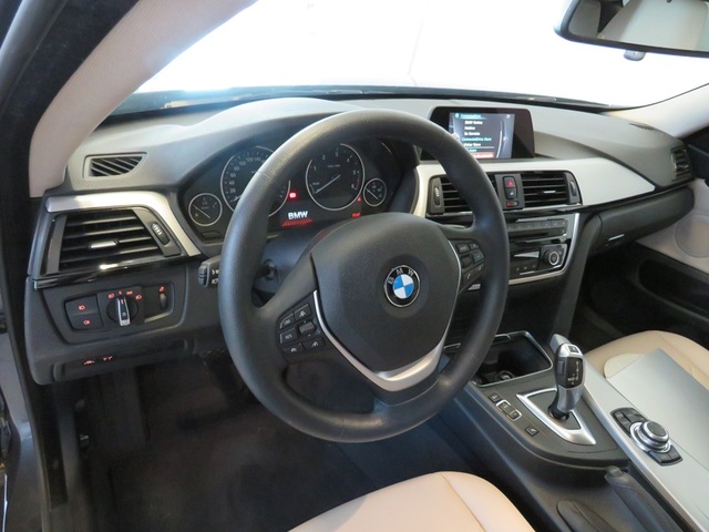 BMW Serie 4 420d Gran Coupe color Gris. Año 2016. 140KW(190CV). Diésel. En concesionario Lugauto S.A. de Lugo