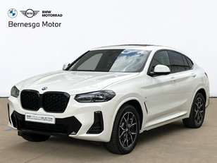Fotos de BMW X4 xDrive20d color Blanco. Año 2025. 140KW(190CV). Diésel. En concesionario Bernesga Motor León (Bmw y Mini) de León