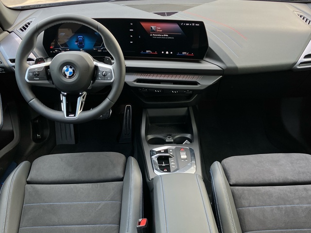 BMW Serie 2 220d Gran Coupe color Azul. Año 2025. 120KW(163CV). Diésel. En concesionario Bernesga Motor León (Bmw y Mini) de León