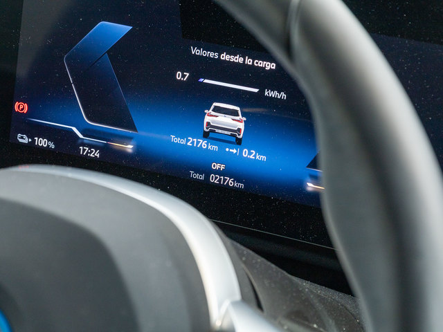 BMW iX1 xDrive30 color Blanco. Año 2025. 230KW(313CV). Eléctrico. En concesionario Oliva Motor Girona de Girona