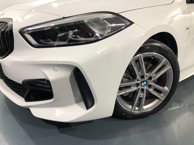 BMW Serie 1 118d color Blanco. Año 2020. 110KW(150CV). Diésel. En concesionario Proa Premium Palma de Baleares