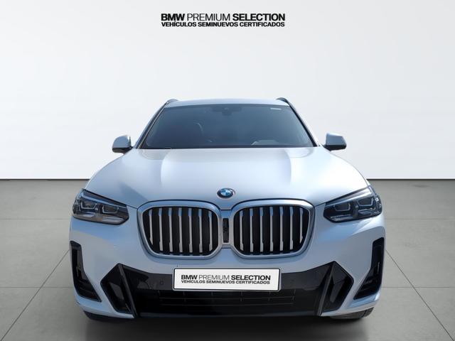 BMW X3 xDrive20d color Blanco. Año 2024. 140KW(190CV). Diésel. En concesionario Automotor Premium Velázquez - Málaga de Málaga