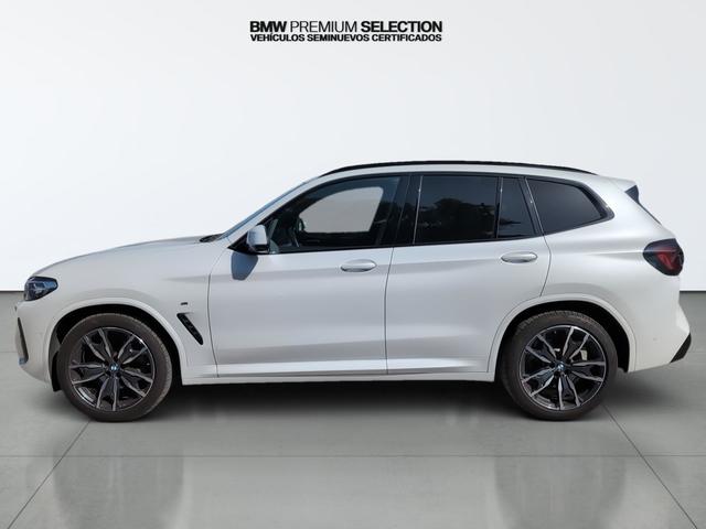 BMW X3 xDrive20d color Blanco. Año 2024. 140KW(190CV). Diésel. En concesionario Automotor Premium Velázquez - Málaga de Málaga