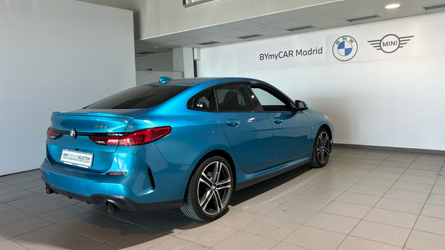 BMW Serie 2 218d Gran Coupe color Azul. Año 2021. 110KW(150CV). Diésel. En concesionario BYmyCAR Madrid - Alcalá de Madrid
