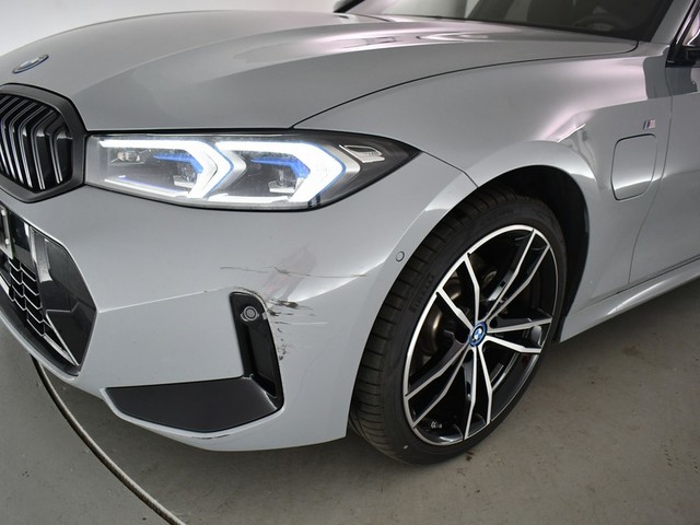 BMW Serie 3 330e Touring color Gris. Año 2024. 215KW(292CV). Híbrido Electro/Gasolina. En concesionario BYmyCAR Madrid - Alcalá de Madrid