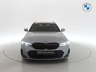 Fotos de BMW Serie 3 330e Touring color Gris. Año 2024. 215KW(292CV). Híbrido Electro/Gasolina. En concesionario BYmyCAR Madrid - Alcalá de Madrid