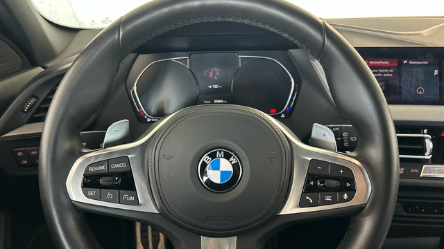 BMW Serie 1 118d color Blanco. Año 2020. 110KW(150CV). Diésel. En concesionario BYmyCAR Madrid - Alcalá de Madrid