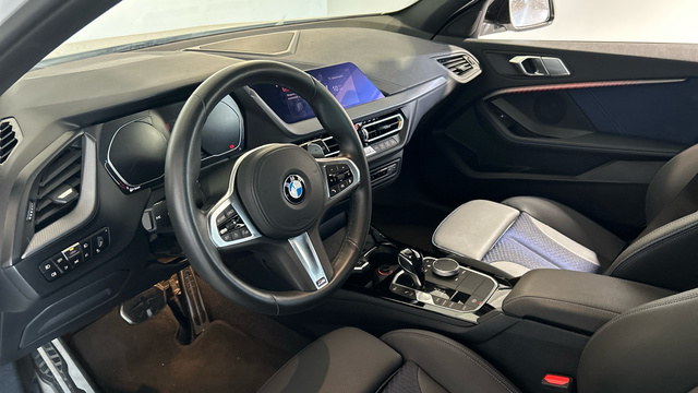 BMW Serie 1 118d color Blanco. Año 2020. 110KW(150CV). Diésel. En concesionario BYmyCAR Madrid - Alcalá de Madrid