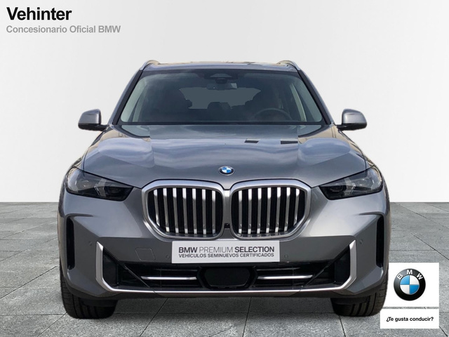 BMW X5 xDrive40i color Gris. Año 2025. 280KW(381CV). Gasolina. En concesionario Vehinter Getafe de Madrid