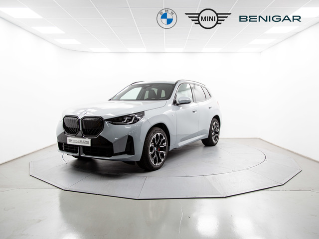 BMW X3 xDrive20d color Gris. Año 2024. 145KW(197CV). Diésel. En concesionario Móvil Begar Alicante de Alicante
