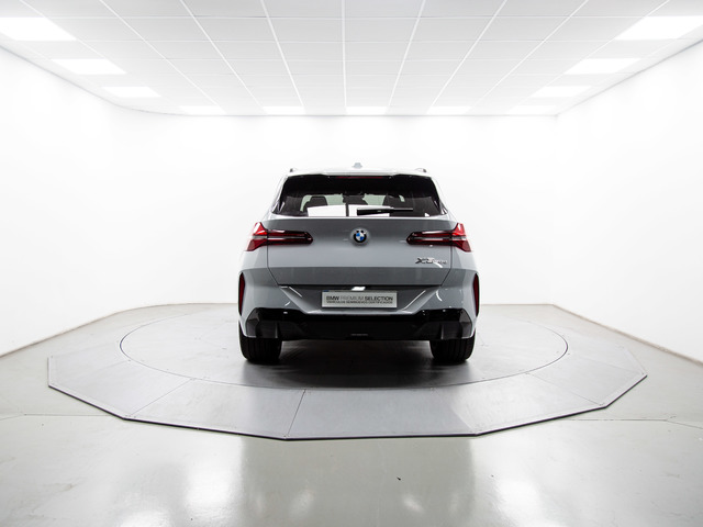 BMW X3 xDrive20d color Gris. Año 2024. 145KW(197CV). Diésel. En concesionario Móvil Begar Alicante de Alicante