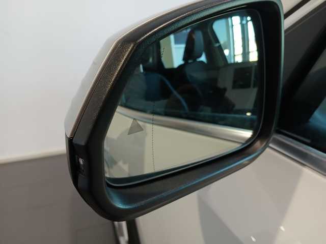BMW X1 sDrive18d color Blanco. Año 2025. 110KW(150CV). Diésel. En concesionario Adler Motor S.L. TOLEDO de Toledo