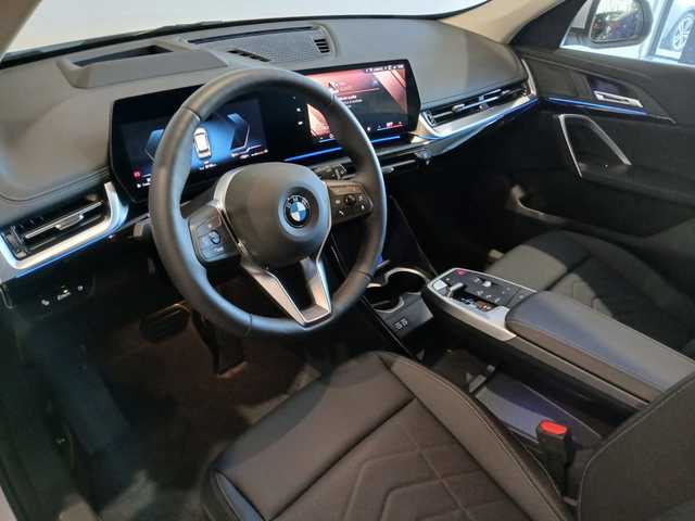 BMW X1 sDrive18d color Blanco. Año 2025. 110KW(150CV). Diésel. En concesionario Adler Motor S.L. TOLEDO de Toledo