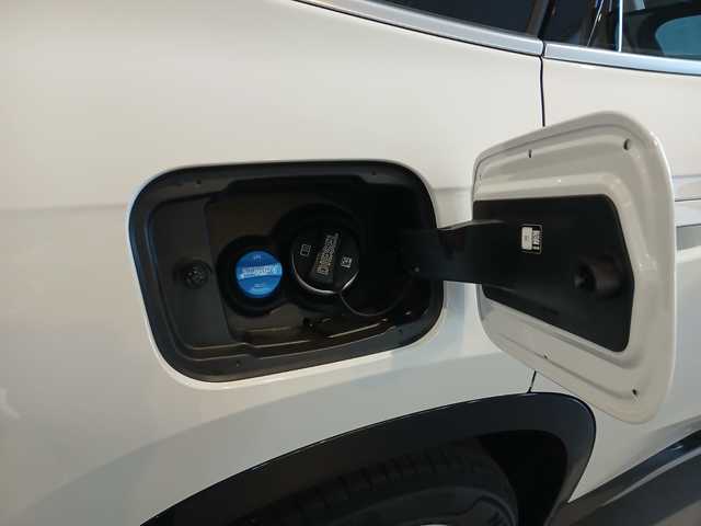 BMW X1 sDrive18d color Blanco. Año 2025. 110KW(150CV). Diésel. En concesionario Adler Motor S.L. TOLEDO de Toledo