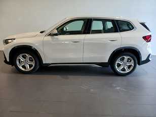 Fotos de BMW X1 sDrive18d color Blanco. Año 2025. 110KW(150CV). Diésel. En concesionario Adler Motor S.L. TOLEDO de Toledo