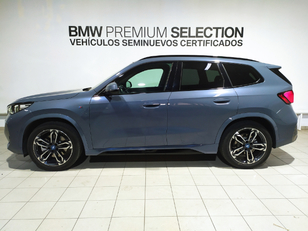 Fotos de BMW iX1 xDrive30 color Gris. Año 2023. 230KW(313CV). Eléctrico. En concesionario Hispamovil Elche de Alicante