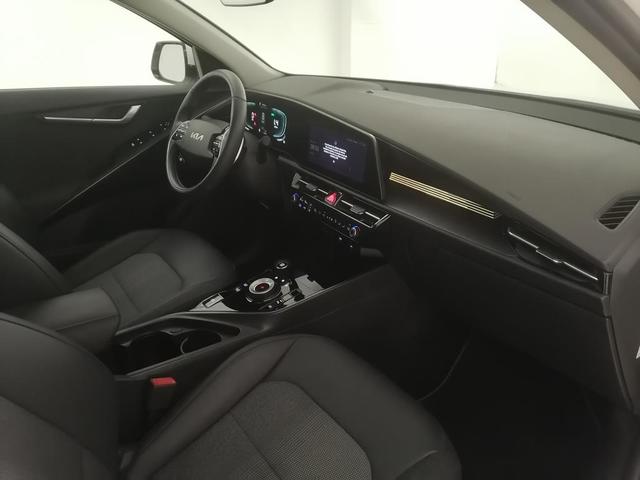 Foto 5 Kia Niro 1.6 GDi HEV Drive 104 kW (141 CV)