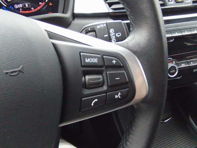 BMW X1 sDrive18d color Gris. Año 2022. 110KW(150CV). Diésel. En concesionario Augusta Aragon S.A. de Zaragoza