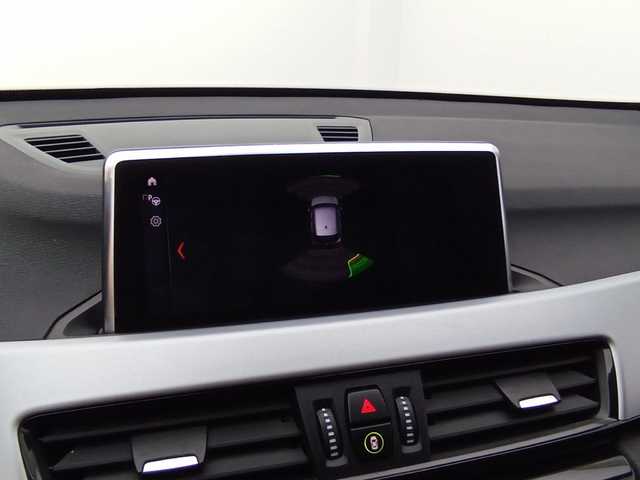 BMW X1 sDrive18d color Gris. Año 2022. 110KW(150CV). Diésel. En concesionario Augusta Aragon S.A. de Zaragoza