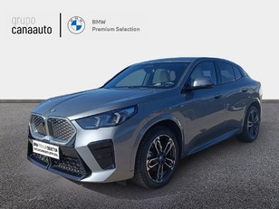 Fotos de BMW iX2 eDrive20 color Gris. Año 2024. 150KW(204CV). Eléctrico. En concesionario TACO de Sta. C. Tenerife