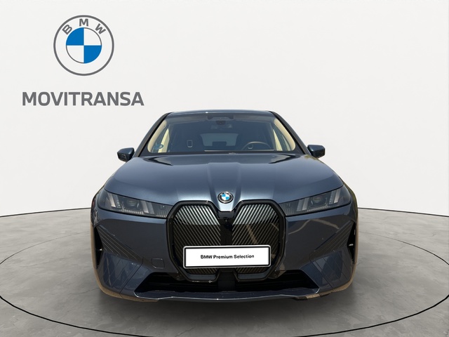 Foto 2 BMW iX xDrive45 300 kW (408 CV)