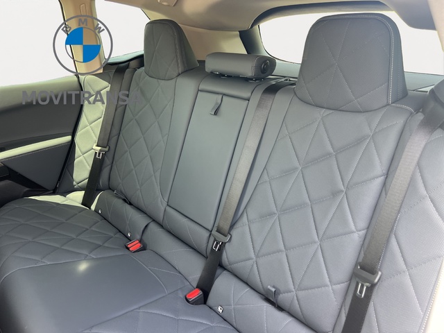 Foto 9 BMW iX xDrive45 300 kW (408 CV)