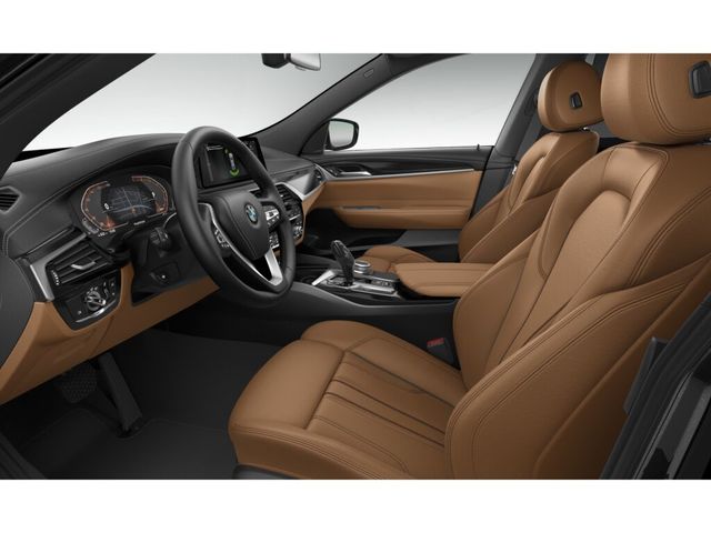 BMW Serie 6 640i Gran Turismo color Negro. Año 2023. 245KW(333CV). Gasolina. En concesionario Motri Motor Jaén de Jaén