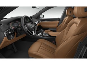 Fotos de BMW Serie 6 640i Gran Turismo color Negro. Año 2023. 245KW(333CV). Gasolina. En concesionario Motri Motor Jaén de Jaén