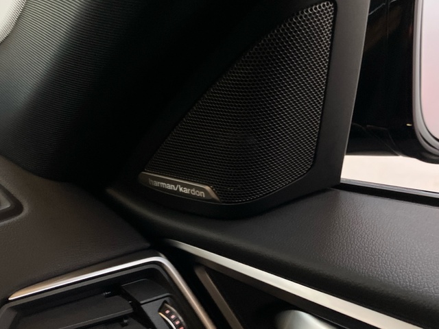 BMW i4 eDrive40 color Negro. Año 2022. 250KW(340CV). Eléctrico. En concesionario Proa Premium Palma de Illes Balears