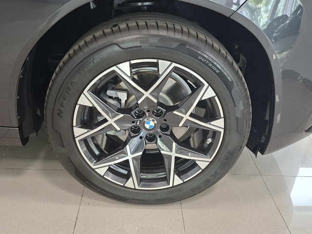 BMW X3 xDrive20d color Gris. Año 2024. 145KW(197CV). Diésel. En concesionario Automoviles Bertolin S.L. de Valencia