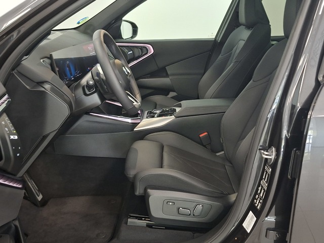 BMW X3 xDrive20d color Gris. Año 2024. 145KW(197CV). Diésel. En concesionario Automoviles Bertolin S.L. de Valencia