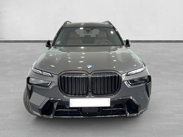 BMW X7 xDrive40d color Gris. Año 2025. 259KW(352CV). Diésel. En concesionario Enekuri Motor de Vizcaya