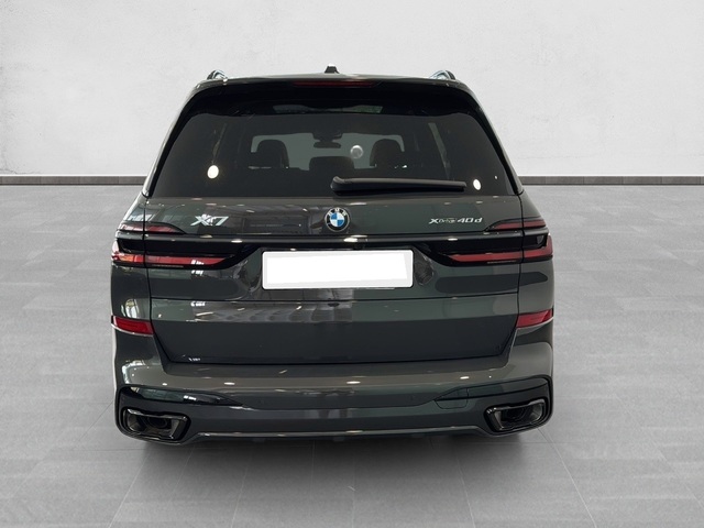 BMW X7 xDrive40d color Gris. Año 2025. 259KW(352CV). Diésel. En concesionario Enekuri Motor de Vizcaya
