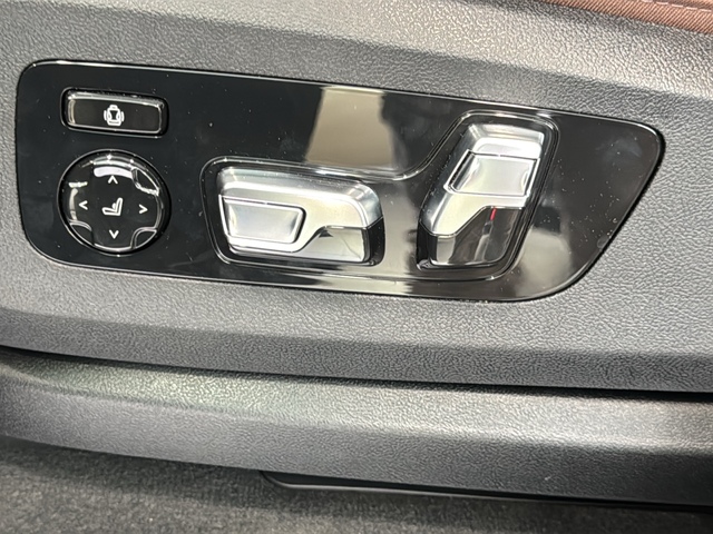 BMW X7 xDrive40d color Gris. Año 2025. 259KW(352CV). Diésel. En concesionario Enekuri Motor de Vizcaya