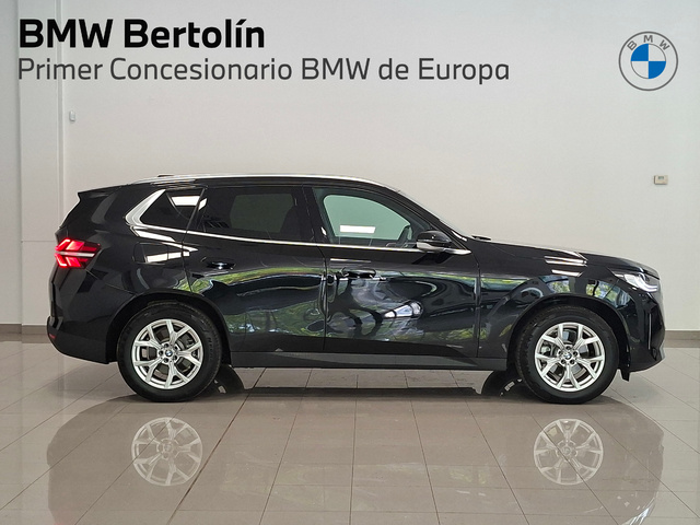 BMW X3 xDrive20d color Negro. Año 2024. 145KW(197CV). Diésel. En concesionario Automoviles Bertolin S.L. de Valencia