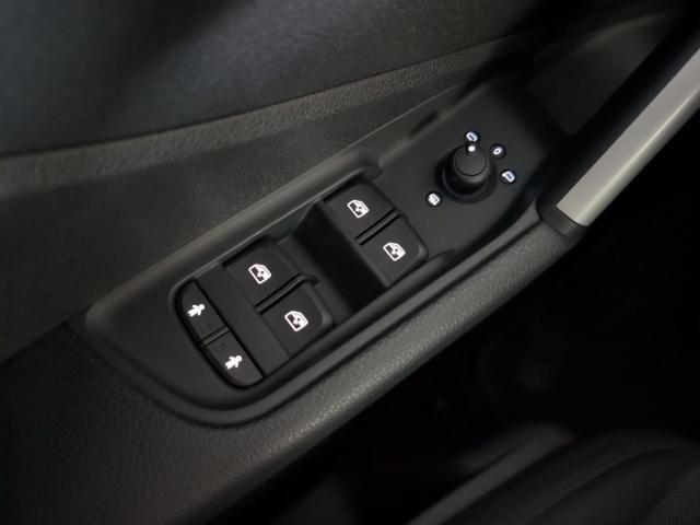 Audi Q2 Advanced 30 TDI 85 kW (116 CV) S tronic