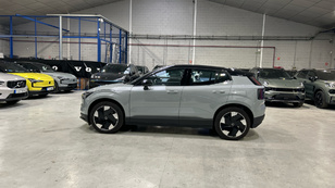 Volvo EX30 Single Motor Extended Range Plus Auto 200 kW (272 CV) - 20 Volvo EX30 Single Motor BEV Ocasión 200 KW (272CV) - 20