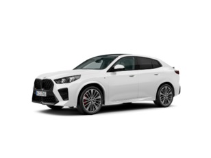 Fotos de BMW X2 xDrive20d color Blanco. Año 2025. 120KW(163CV). Diésel. En concesionario Motor Munich - Terrassa - VO de Barcelona