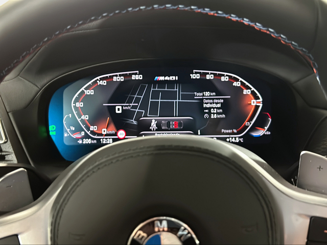 BMW X4 M40i color Gris. Año 2024. 265KW(360CV). Gasolina. En concesionario San Pablo Motor | Su Eminencia de Sevilla