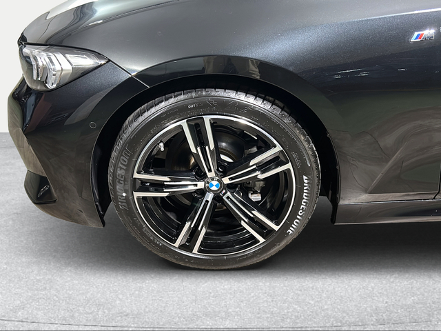 BMW Serie 3 318d color Negro. Año 2025. 110KW(150CV). Diésel. En concesionario San Pablo Motor | Su Eminencia de Sevilla