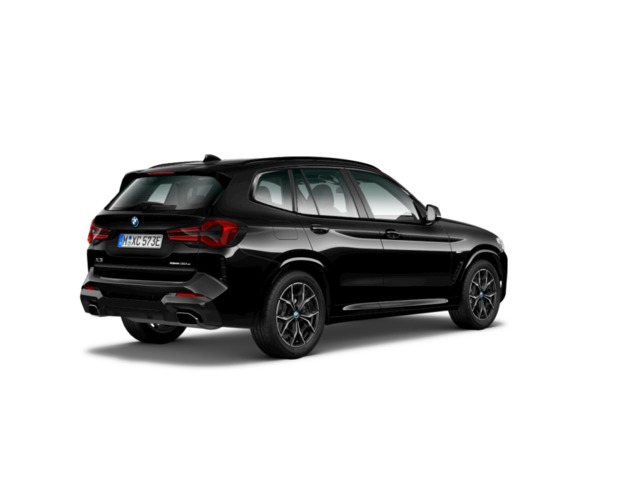 BMW X3 xDrive30e color Negro. Año 2022. 215KW(292CV). Híbrido Electro/Gasolina. En concesionario Ceres Motor S.L. de Cáceres