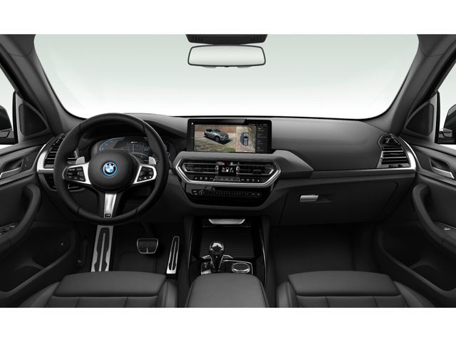 BMW X3 xDrive30e color Negro. Año 2022. 215KW(292CV). Híbrido Electro/Gasolina. En concesionario Ceres Motor S.L. de Cáceres